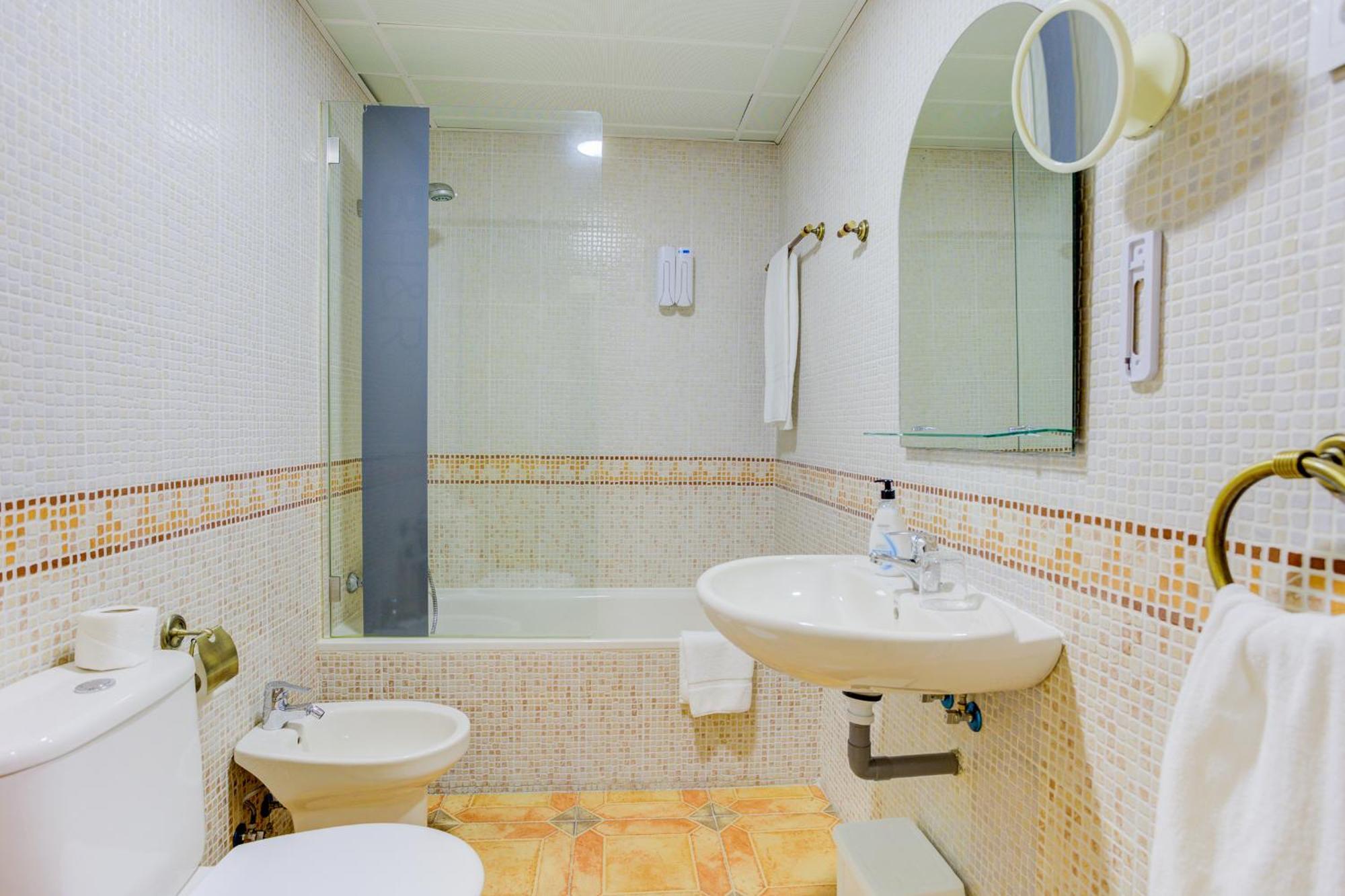 Hotel Pizarro Humanes de Madrid Dış mekan fotoğraf