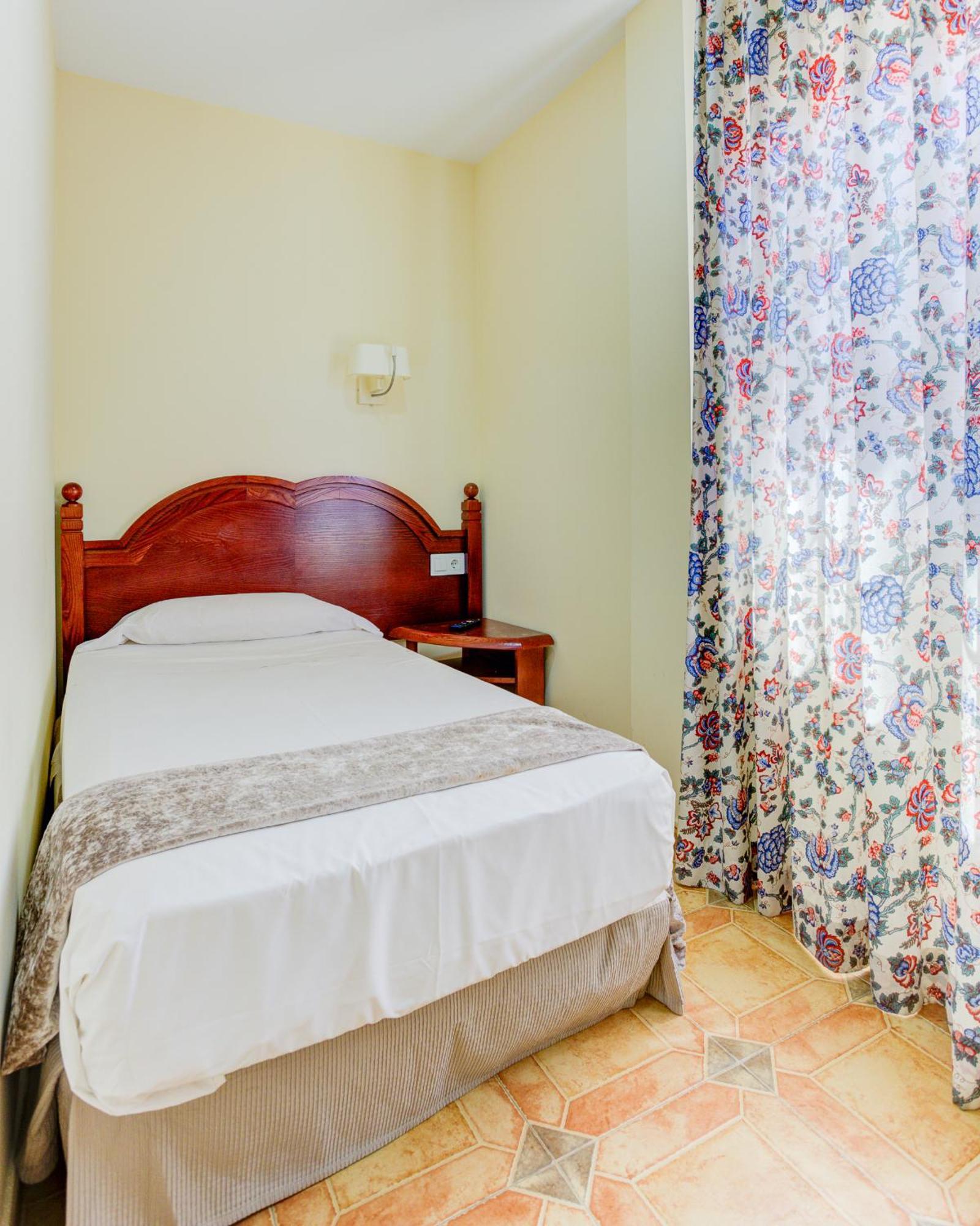 Hotel Pizarro Humanes de Madrid Dış mekan fotoğraf